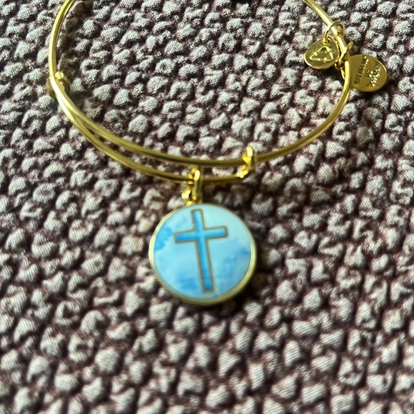 Alex & Ani Cross Bracelet - Picture 5 of 5